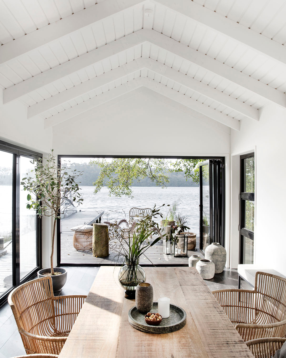 House-doctor-vaza-gelems-kaimiska-juoda-matine-svetaine-maison-home House-doctor-vaza-gelems-kaimiska-juoda-matine-svetaine-maison-home