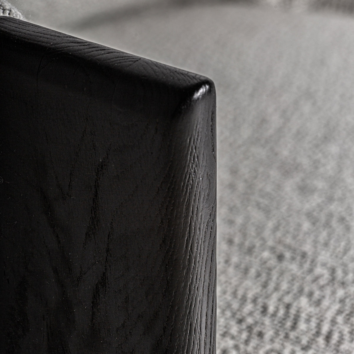 Pilkos spalvos sofa Nara 6 Pilkos spalvos sofa Nara 6