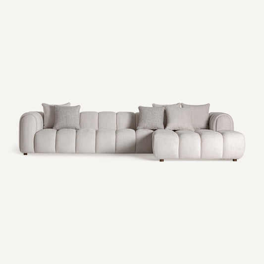 Baltos spalvos sofa Carceri 1