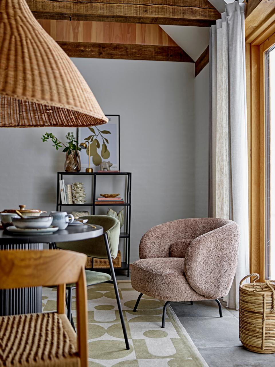 Bloomingville-sofa-fotelis-stilingas-patogus-skandinaviskas-rudas-svetaine-maison-home Bloomingville-sofa-fotelis-stilingas-patogus-skandinaviskas-rudas-svetaine-maison-home