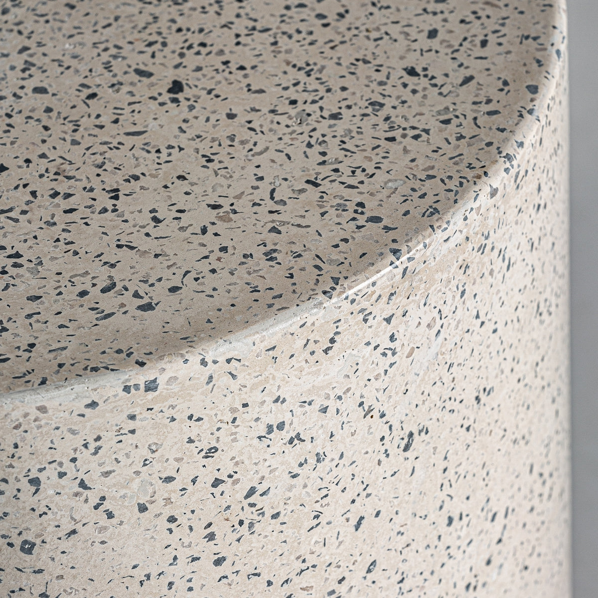 Šoninis staliukas Albenga 2