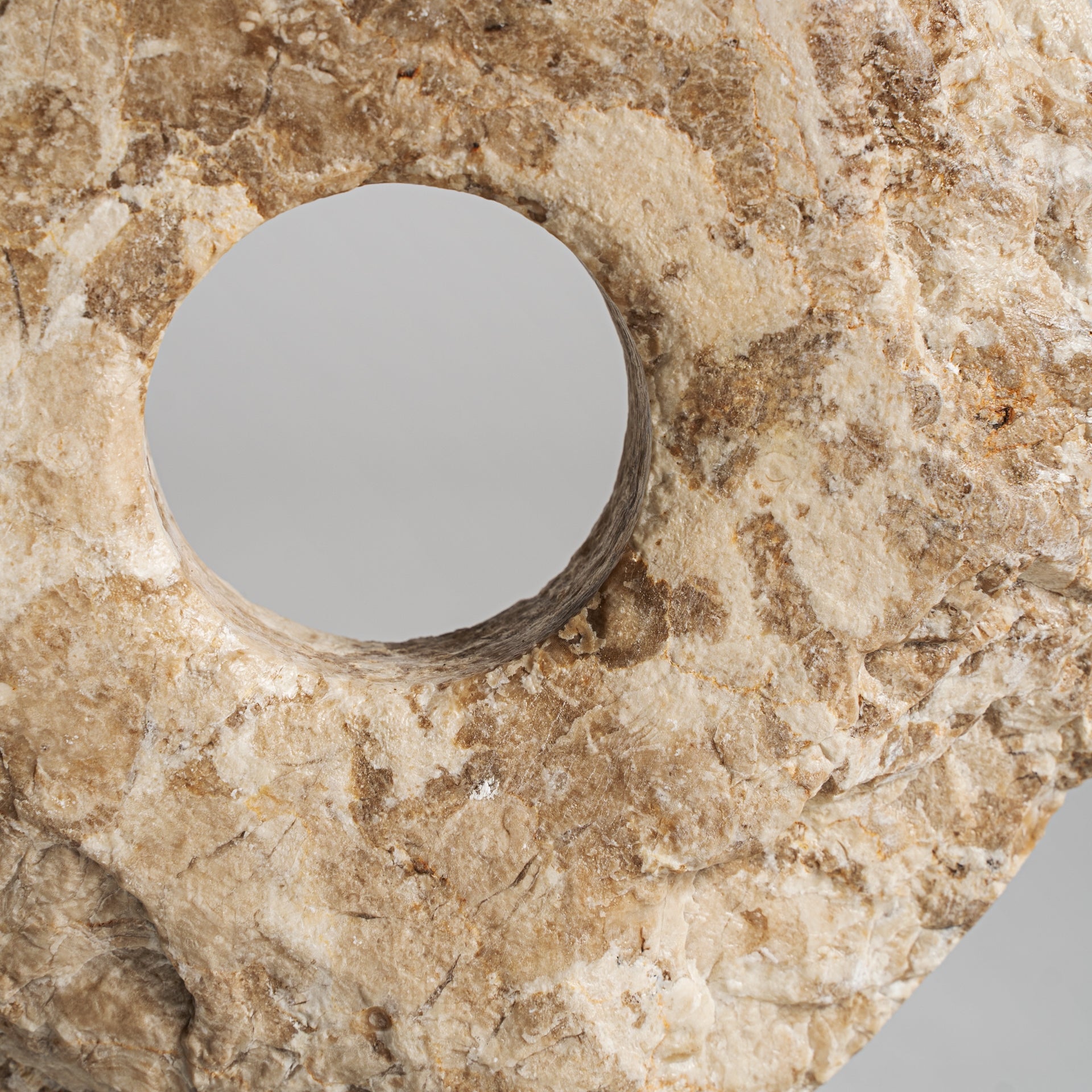 Akmens masės pastatoma stalo dekoracija Stone 3
