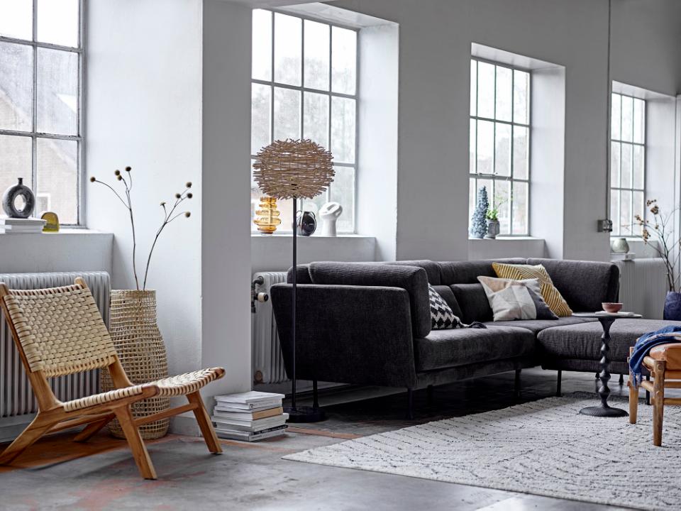 sofa-lova-svetaine-interjeras-namai-maison-home