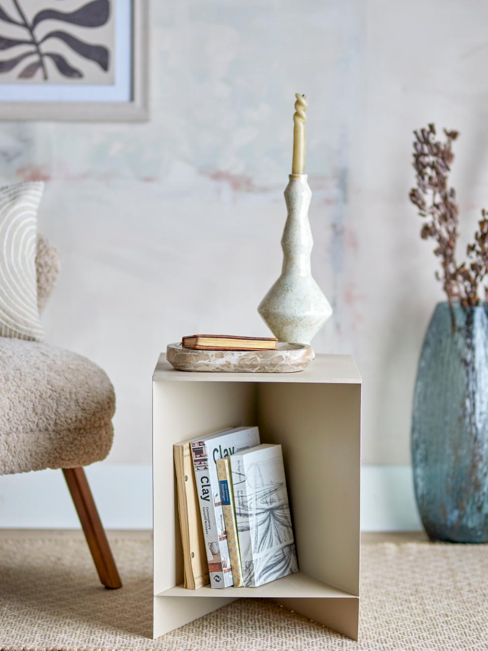 Šoninis staliukas Tasha3