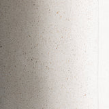 Šoninis staliukas iš off-white teraco Broich 3