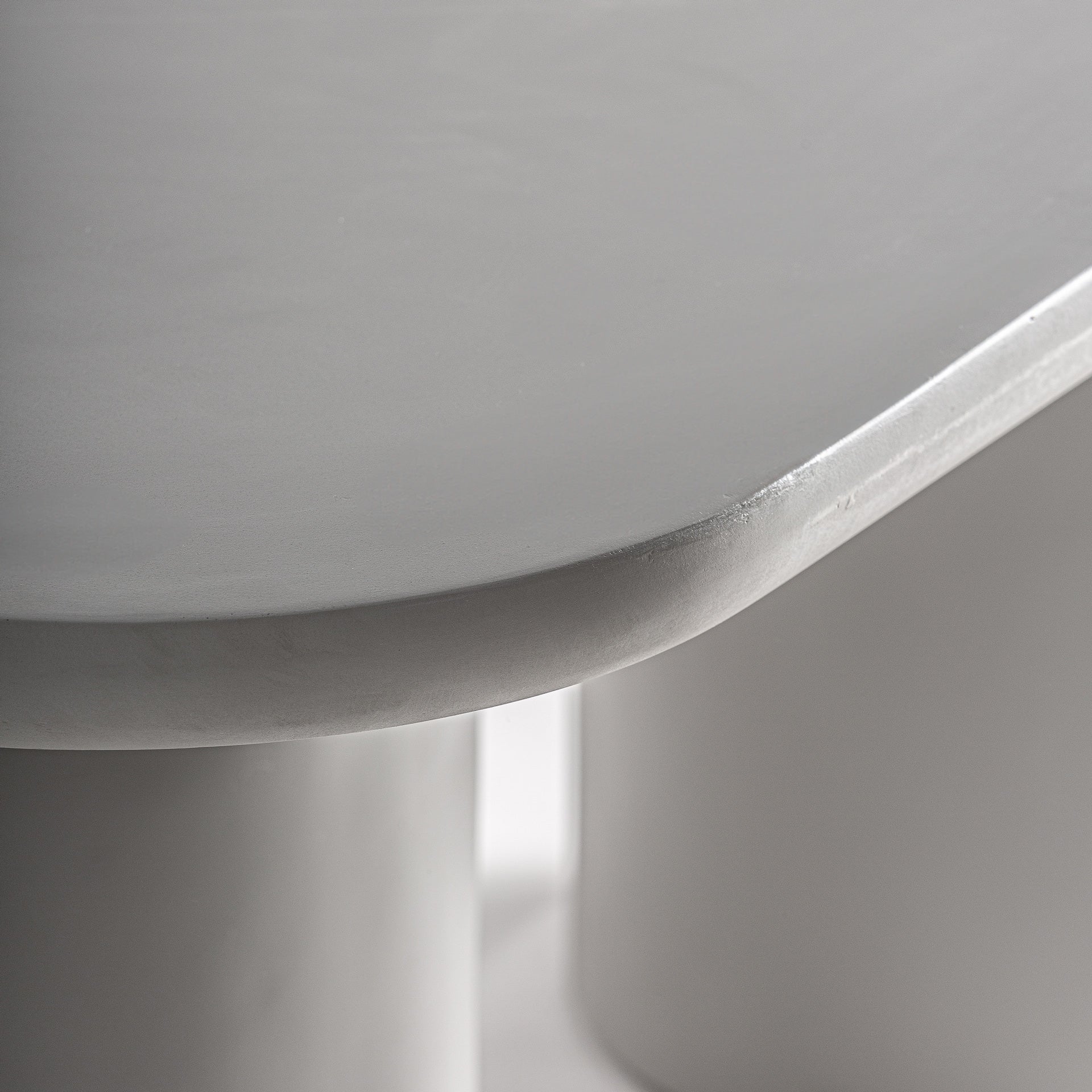 Baltas valgomojo stalas FELHASENA  5