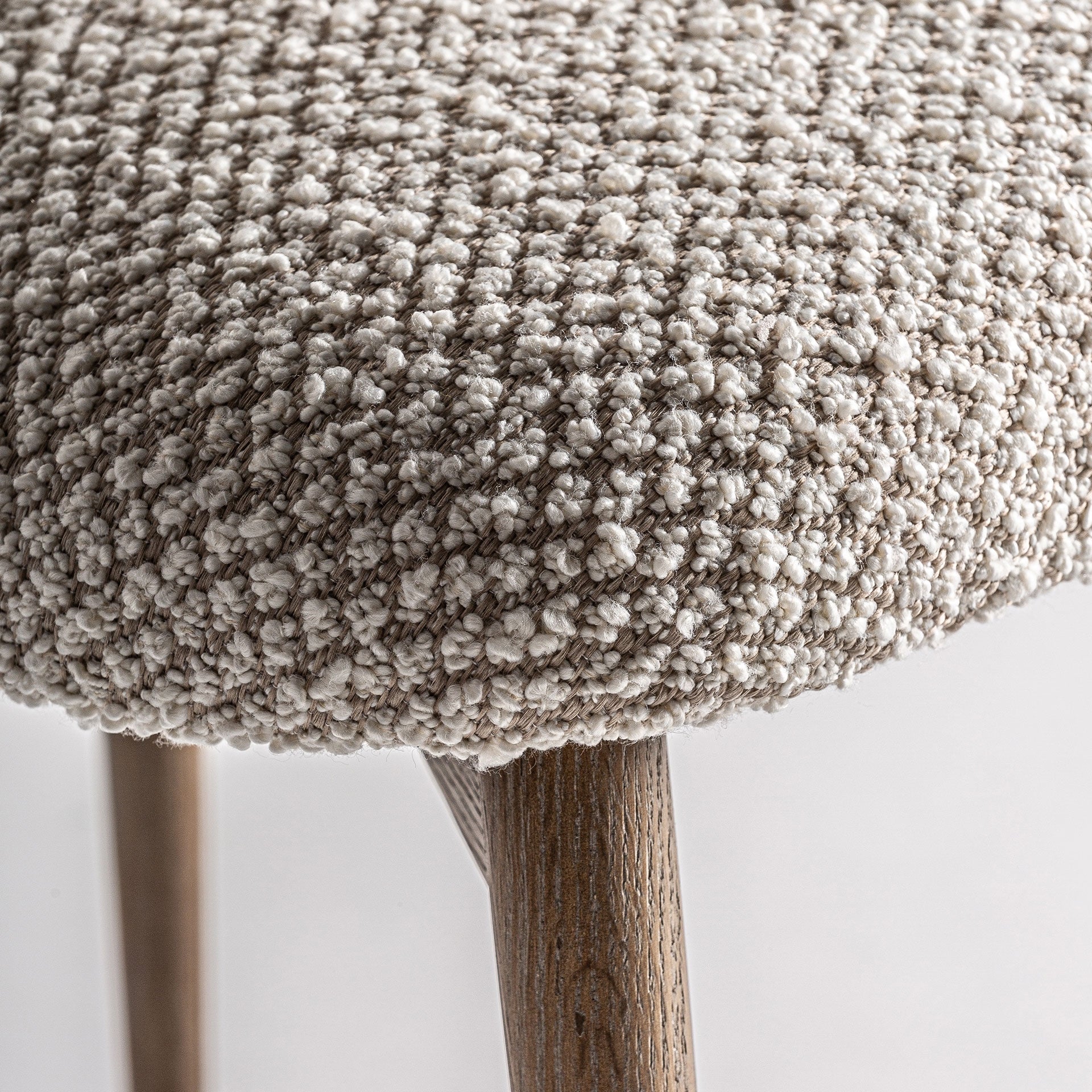 Moderni minkšta uosio medienos valgomojo kėdė Erlec 4