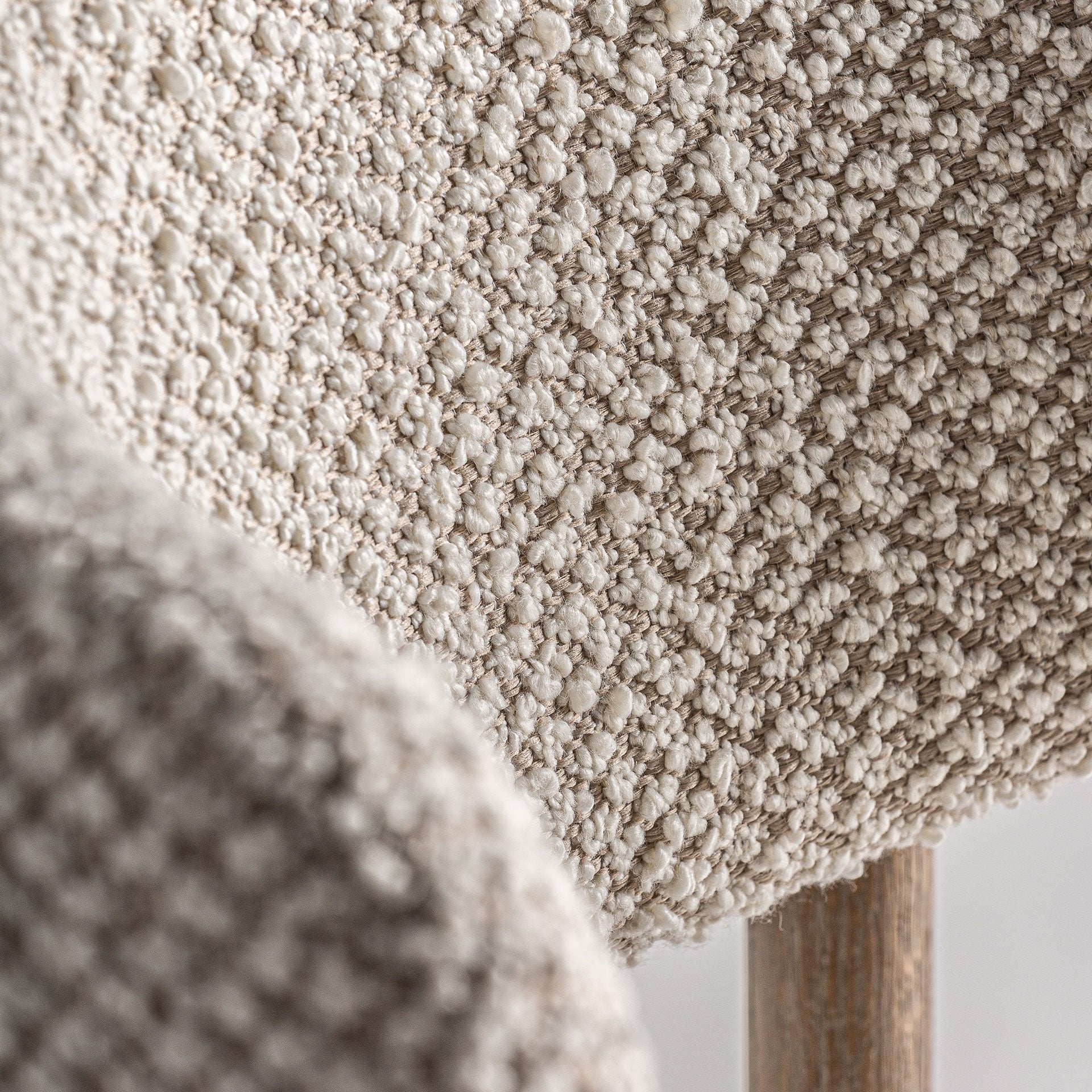 Moderni minkšta uosio medienos valgomojo kėdė Erlec 6