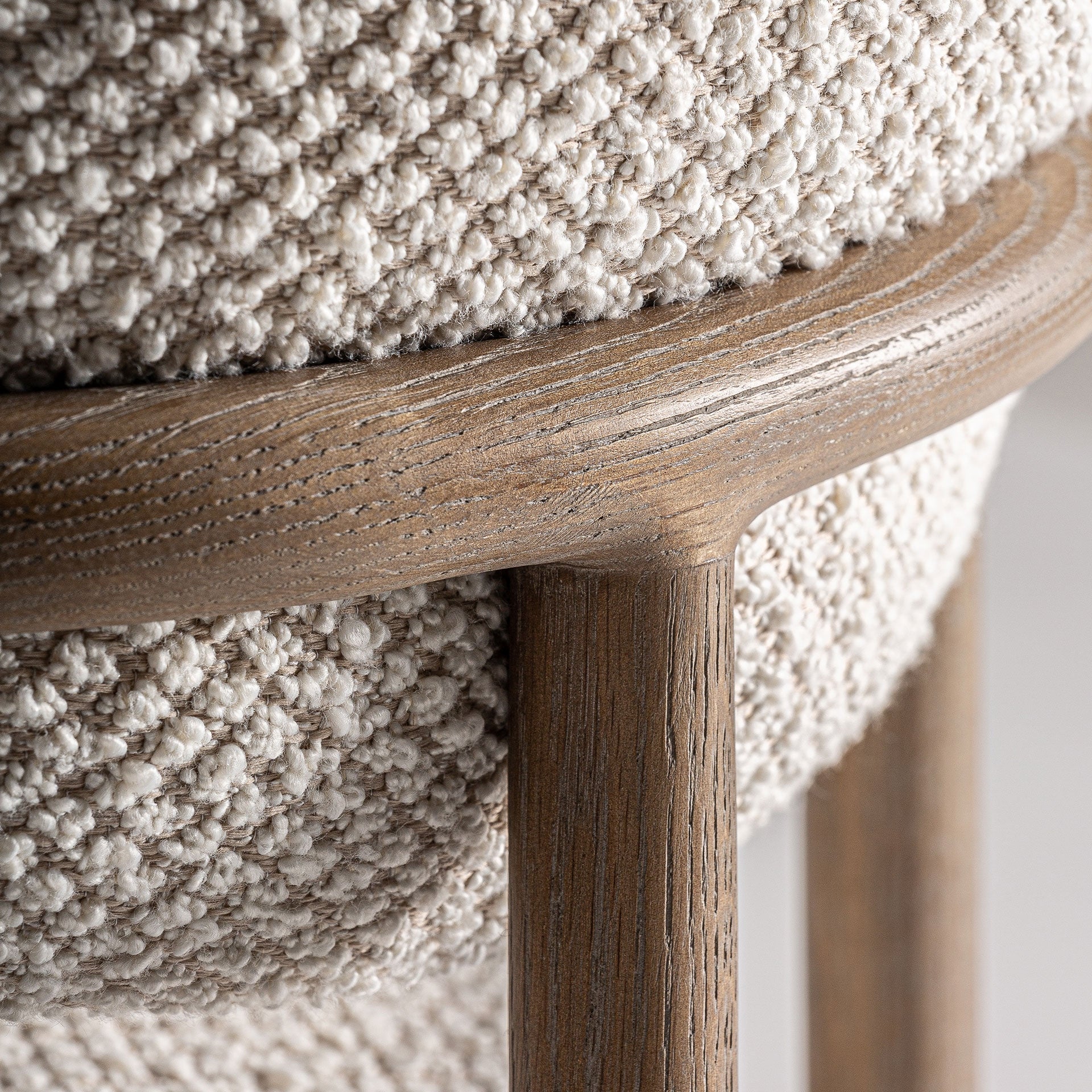 Moderni minkšta uosio medienos valgomojo kėdė Erlec 7