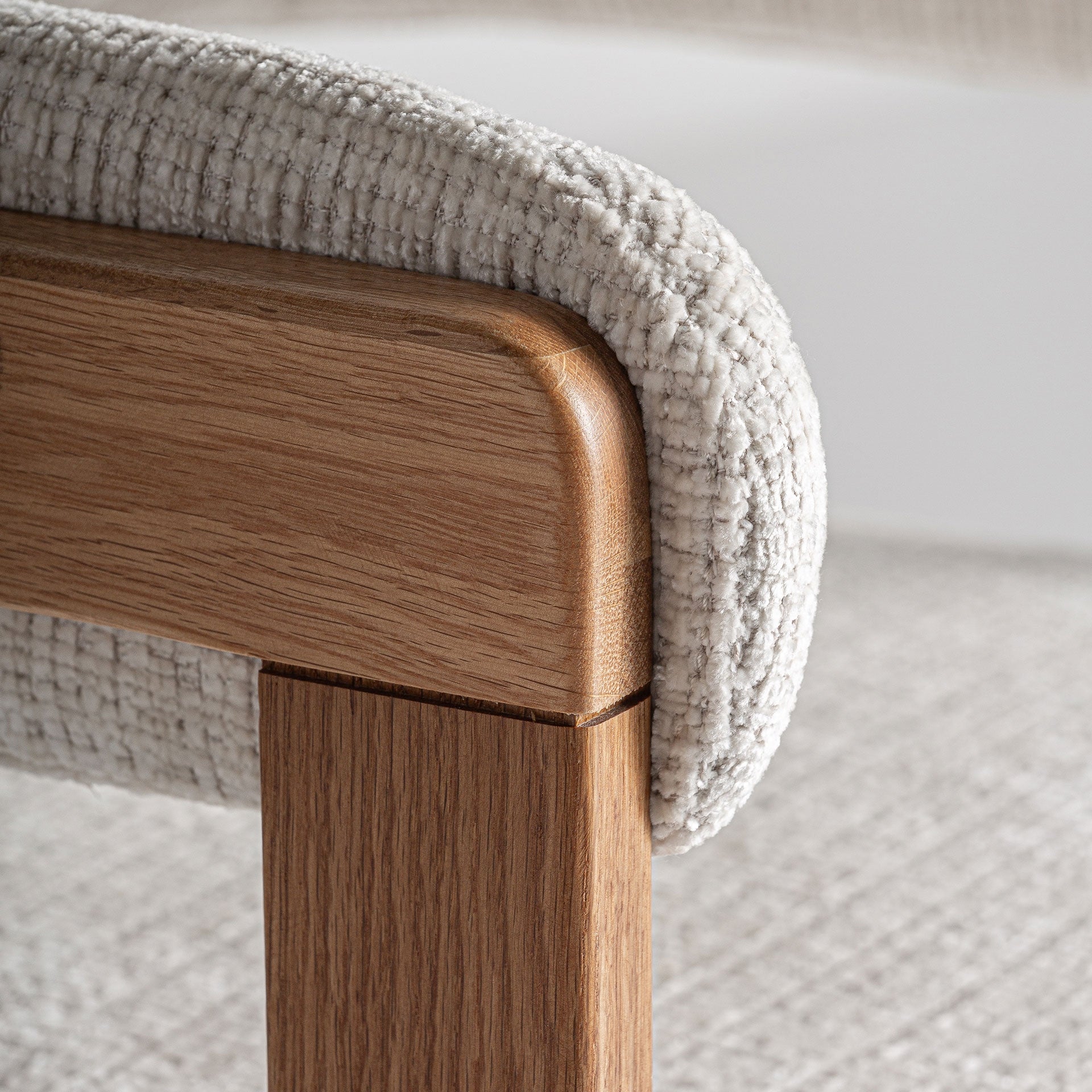 Ąžuolinė minkšta valgomojo kėdė Sedzere 7